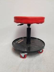lot 209 image: Mechanics stool on wheels