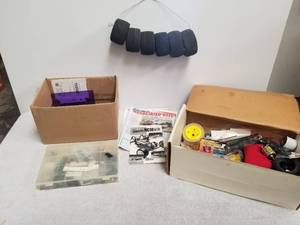 lot 211 image: Selection of RC parts and tools