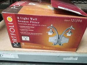 lot 269 image: Wall mounted light fixture