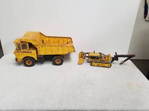 lot 261 image: Tonka dump truck and tractor