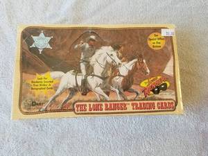 lot 65 image: Unopened box of The Lone Ranger - trading cards