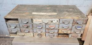 lot 37 image: Vintage Lyon Metal Parts Organizer Cabinet - 20 Total Bins