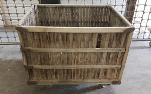 lot 53 image: Antique Laundry Cart