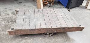 lot 61 image: Antique Jakes Foundry Nashville Tennessee Industrial Cart