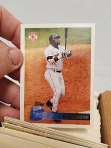 lot 27 image: Set of 1996 Topps Series 2 baseball cards