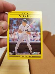 lot 52 image: Set of 1991 Fleer baseball cards