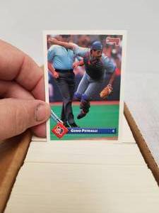 lot 38 image: Set of 1993 Donruss baseball cards
