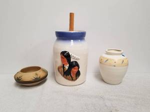 lot 101 image: Selection of 3 Native American themed items
