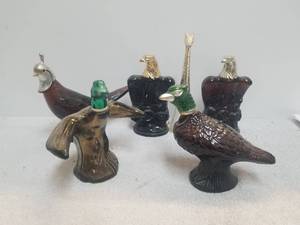 lot 130 image: Selection of 6 bird themedanimal Avon after shave decanters -