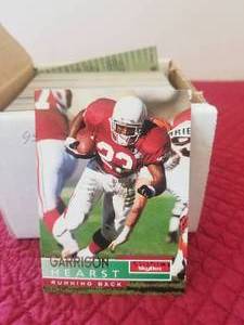 lot 131 image: Set of 1995 Skybox Impact football cards