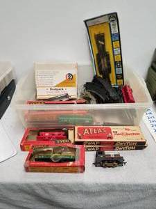 lot 202 image: Train lot