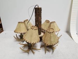 lot 145 image: Rustic antler hanging light - needs repair