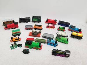 lot 148 image: Selection of Hot Wheels, matchbox and others
