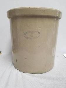 lot 65 image: Vintage 6-gallon stone crock ware