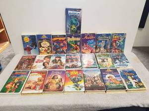 lot 195 image: Selection of Disney VHS movies