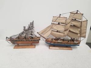 lot 251 image: Selection of 2 wooden boats - need repaired