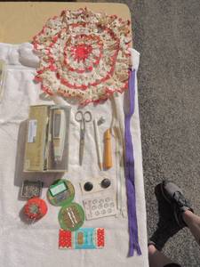 lot 38 image: Sewing lot- Doily, zippers, rickrack, buttons, pins & needles, German made sewing scissors, electric scissors and more