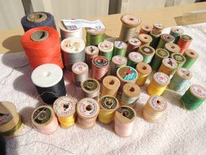 lot 42 image: 44 thread spools