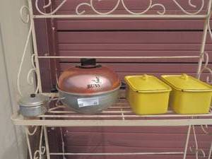 lot 48 image: 2 vintage yellow metal boxes with lids, copperaluminum Bun warmers aluminum single egg poacher