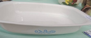 lot 68 image: Corning ware P-21 roaster