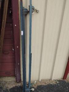 lot 73 image: Full, double, queen Hollywood bed frame
