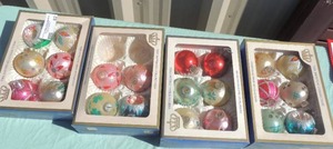 lot 82 image: Sears Imperial collection vintage glass ornaments 3 of 6 and 1 of 4
