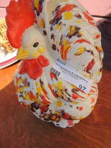 lot 97 image: Rooster cookie jar Atlantic mold