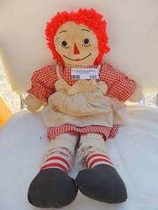 lot 105 image: Raggedy Ann