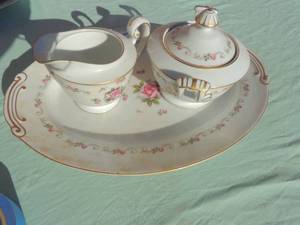 lot 128 image: Puritan China First Love Japan- sugar and creamer plus oblong platter