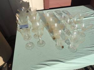 lot 126 image: Wheel Cut wine glasses  ARCADIA hand cut made in Hungary 4 short stem, 8 long stem, and 8 water