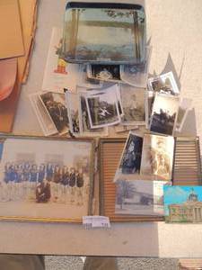 lot 138 image: Vintage photos and post cards