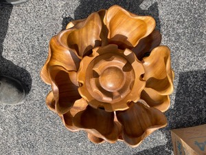 lot 53 image: Unique Monkey Wood Lotus Blossom Salad Set. Salad Bowl, stand, and individual bowls fit together & LOCK IN - 2 LEVEL OF BOWLS.