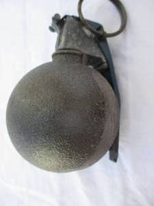 lot 48 image: Practice Baseball Grenade Fuze M228, MA179E, 001-004