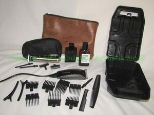 lot 133 image: Mens grooming lot, Remington trimmer, Lumber Yard beard softener, Wahl beard trimmer