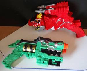 lot 20 image: POWER RANGERS Rare Dino Charge Deluxe Morpher Blaster LTD Edition Green & Red T-Rex Charge Morpher Blaster Guns $$$