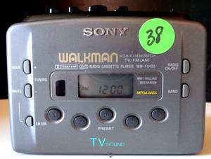 lot 38 image: Sony Walkman Cassette Player WM-FX435 MEGABASS (WORKING) SOUNDS GREAT