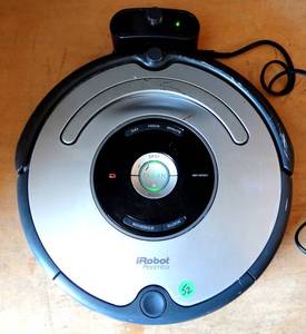 lot 52 image: iRobot Roomba 655 Robot Vacuum Docking Station Charger Included - POWER TESTED GOOD $$$