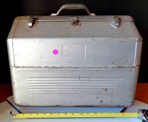 lot 137 image: VINTAGE Simonsen Metal Mechanics Toolbox - 18 X 10.5 X 13