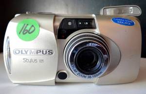 lot 160 image: VINTAGE Olympus Infinity Stylus Zoom 105 35mm Point & Shoot Film Camera $$$
