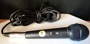 lot 211 image: Nady SP-4C Starpower Series Professional Performance Microphone