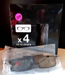 lot 229 image: NEW - 4 Samsung SSG-5150GB 3D active 4K HD UHD SUHD Glasses wBatteries $$