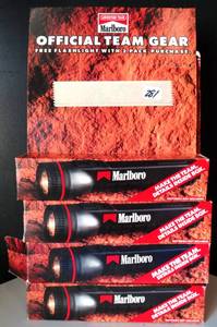 lot 281 image: LOT OF 4 - MARLBORO ADVERTISING FLASHLIGHTS NIB