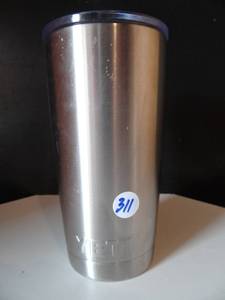 lot 311 image: YETI STAINLESS STEEL TUMBLER WITH LID - WITH BANK ADVERTISING