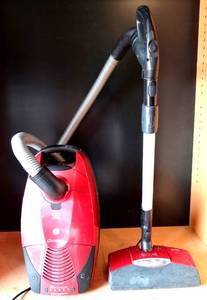 lot 323 image: Riccar Charisma Household Canister Vacuum Model Char.1 - POWER TESTED GOODLIGHTS WORK $$$