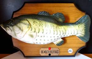 lot 356 image: ALWAYS FUN - VINTAGE 1999 GEMMY BIG MOUTH BILLY BASS SINGING FISH - TESTED WORKS GREAT