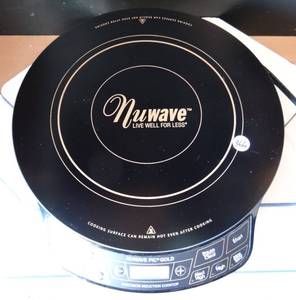 lot 366 image: UNUSED NuWave Pic Gold Precision Induction Cooktop 30201 AQ Brand New 1500W $$