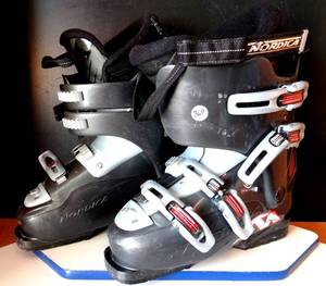 lot 369 image: Nordica Easy Move 8 Grey Black Red Ski Boots 250 255 295MM Flex Index 45 $$ GREAT SHAPE