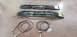 lot 31 image: Quick Jack BL-5000SLX Portable Car Lift
