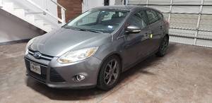 lot 11 image: 2014 Ford Focus SE, 78,371 Miles, TITLE IN HAND Leather Seats, Very Nice, Runs & Drives Great