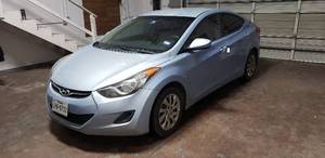 lot 22 image: 2012 Hyundai Elantra, 114,585 Miles, TITLE IN HAND Runs & Drives Great